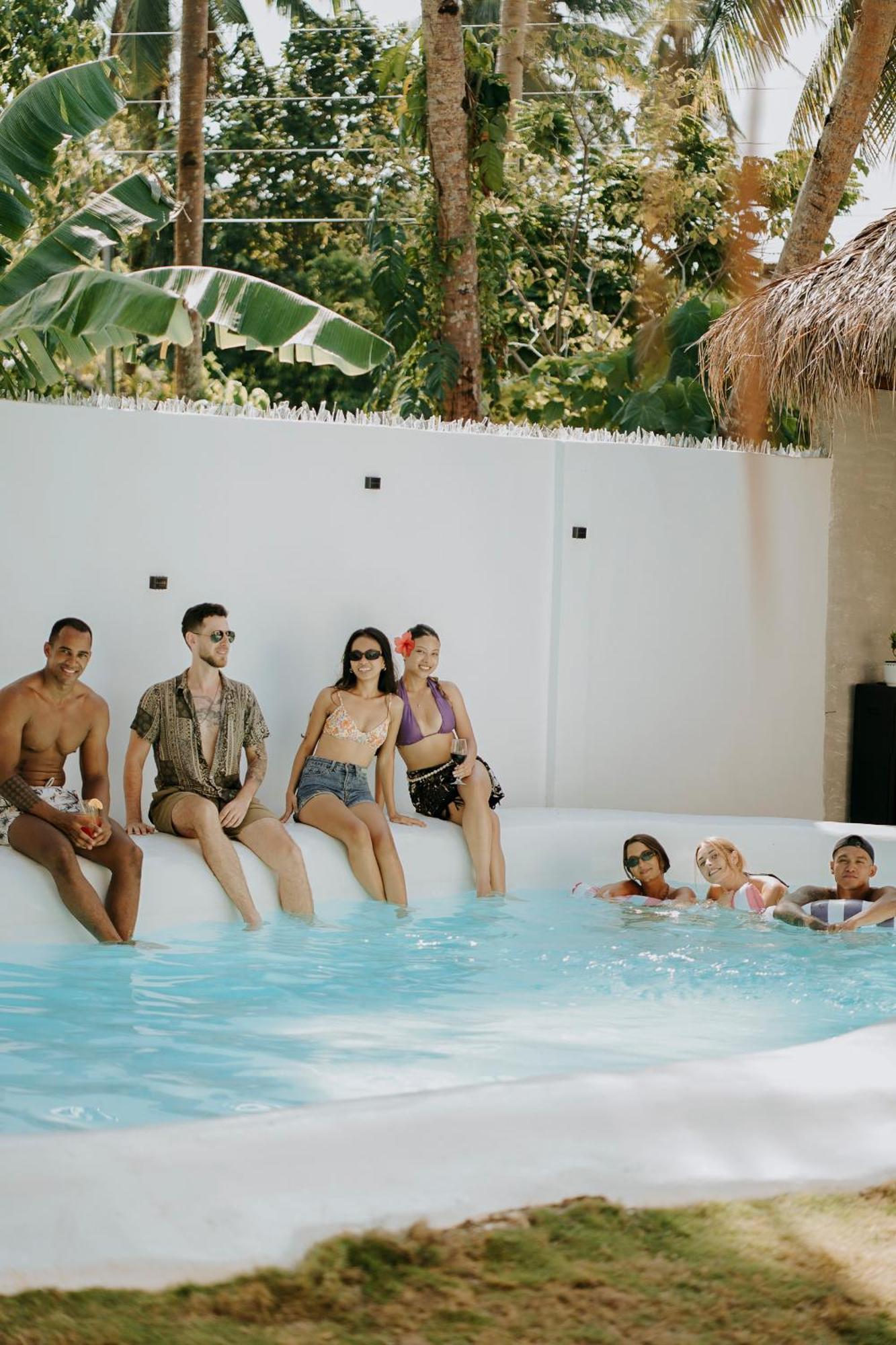 Nyla Boutique Resort Siargao Хенерал Луна Екстериор снимка